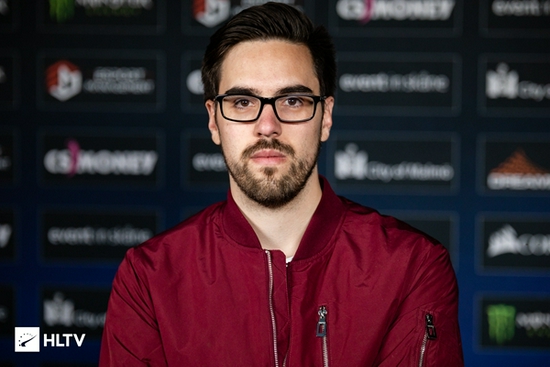 华漕战队在电竞世界杯中夺得双冠创历史